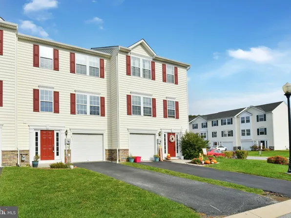 5 Tuxford Ln, Coatesville, PA 19320