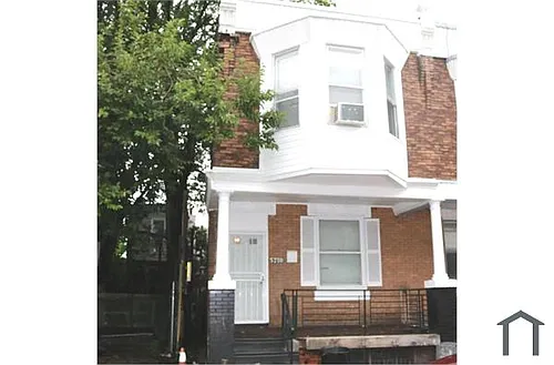 5710 Harmer St Photo 1