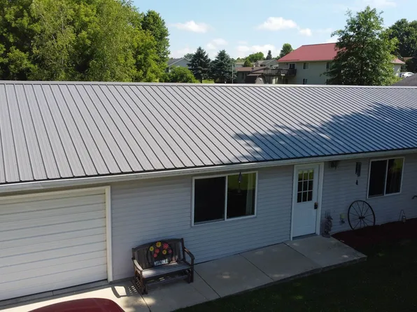 704 Cemetery Rd, Wilton, WI 54670