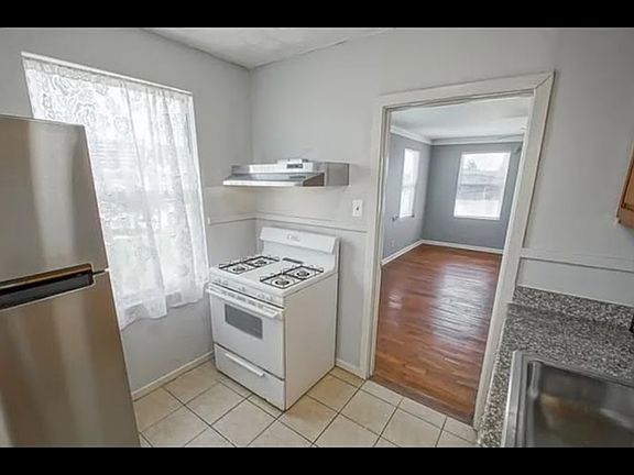 4th image of 6208 Warrington Dr #6208