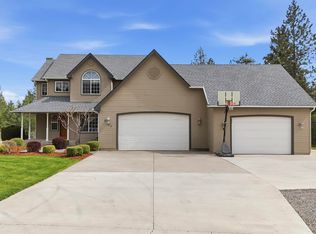 8320 N Haye Ln, Newman Lake, WA 99025
