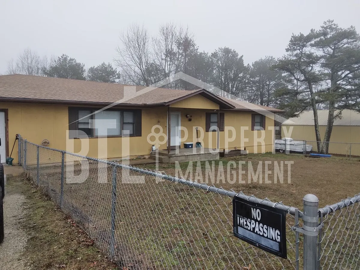 Building Photo - 276 Wild Prairie Rd