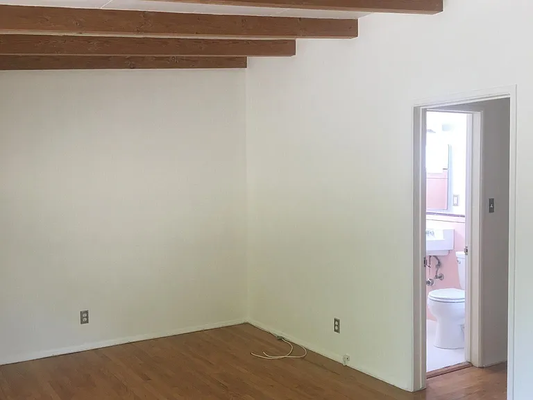 3310 Effie St — Photo 7