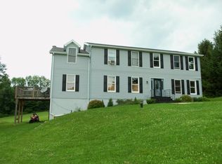 31 Burlan Rd, Honesdale, PA 18431