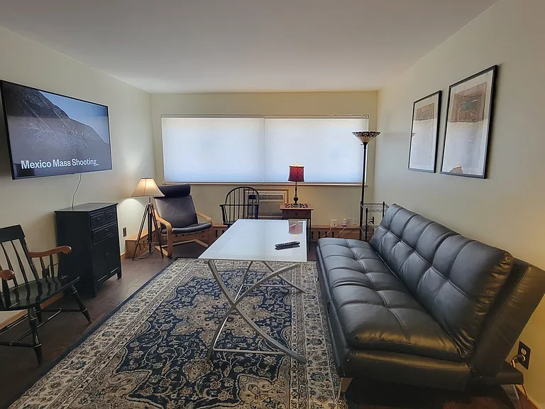 1800 Lasalle Ave #106 — Photo 27