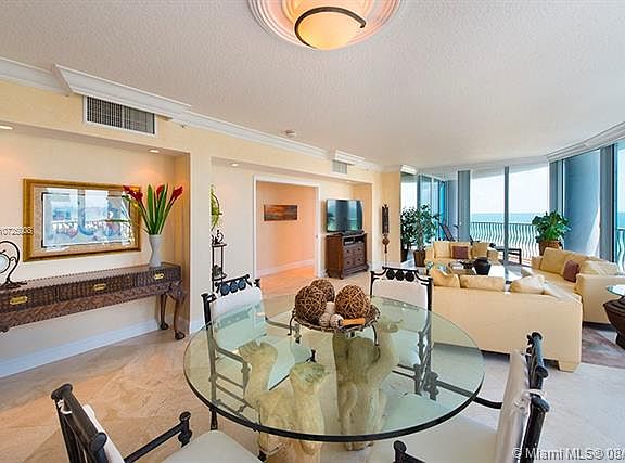 3rd image of 1455 Ocean Dr APT 702