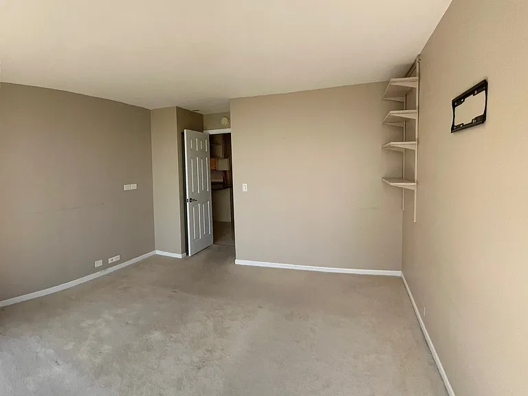 2650 N Lakeview Ave #3708 — Photo 15