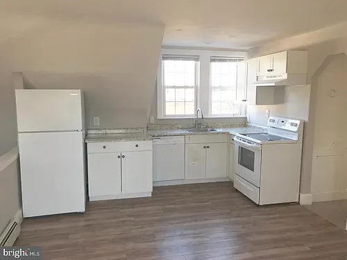 902 Hughes Dr #2 Photo 1