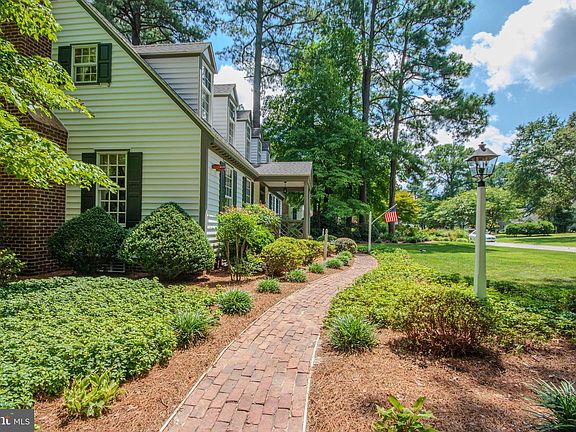 4th image of 115 Autumn Ln