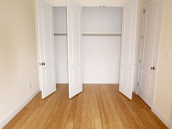 5th image of 146 E 19th St APT 6E