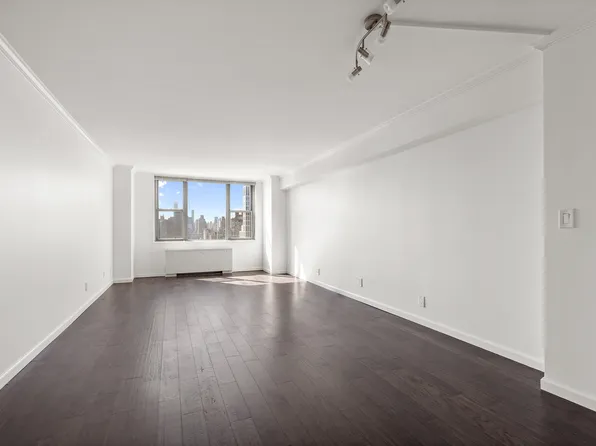 444 East 86th Street image 7 of 12