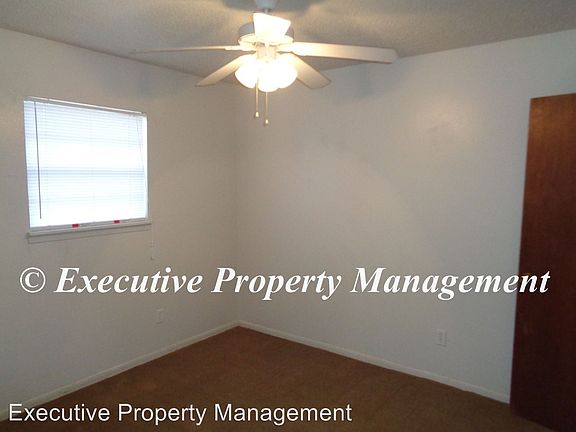 5th image of 406 Sunset Ln