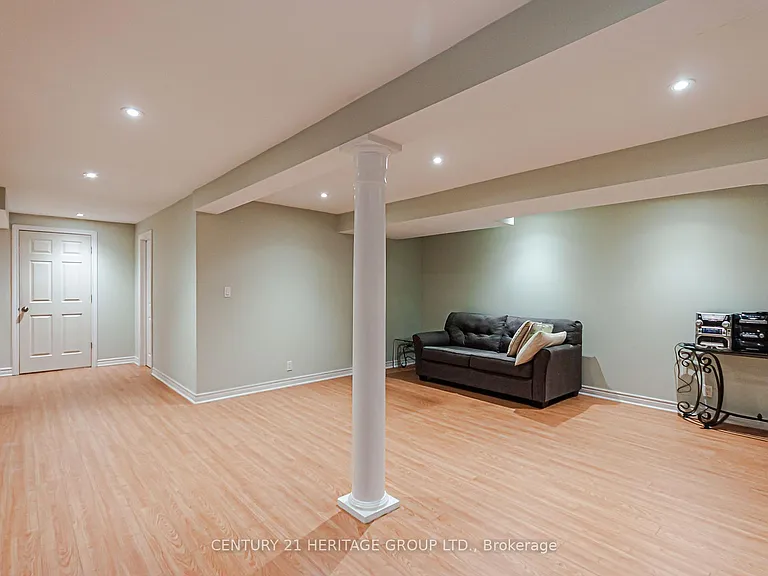 84 Maple Valley Rd — Photo 8