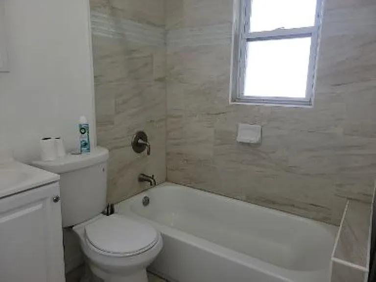 25 Kingsley St #2 — Photo 8