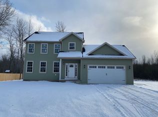 6236 Bartz Rd, Lockport, NY 14094