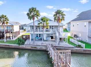 70 Copano Ridge Rd, Rockport, TX 78382