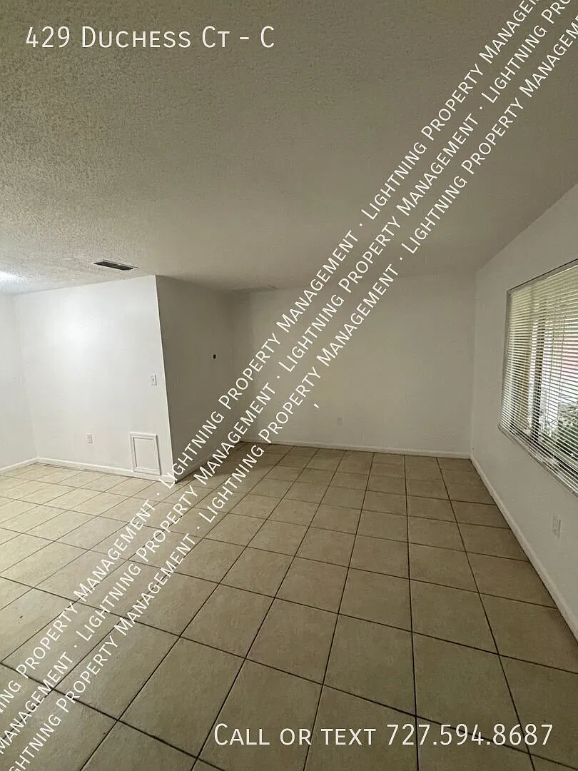 Lakeland 2BR/2BA \| Ground Floor \| Walk to Kelly Rec \| $1,150/Month — Photo 2