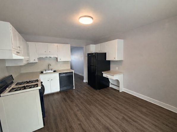 O'680 Lake Michigan Dr NW #O-680