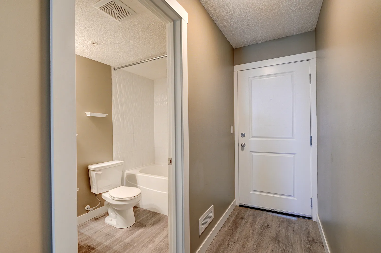 409, 20 Kincora Glen Park NW (CP175) — Photo 3
