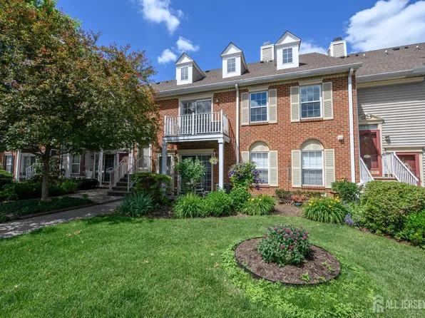 913 Timberbrooke Dr, Bedminster, NJ 07921