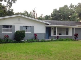 907 Helena Dr, Brandon, FL 33511