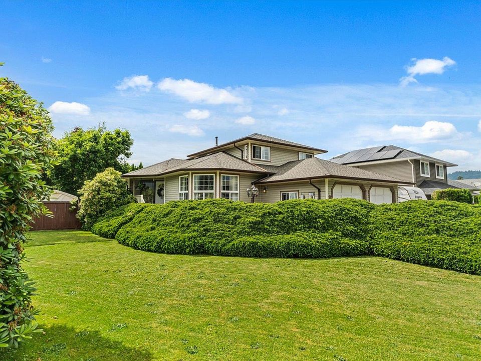 1st image of 1535 Canterbury Dr