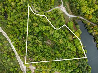 525 Miners Point Rd, Tay Valley, ON K7H3C5