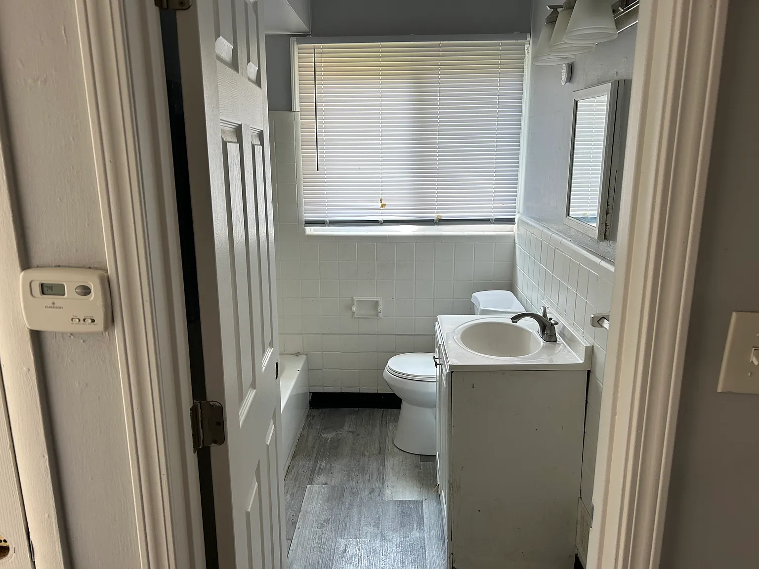 28326 Rosewood St — Photo 4