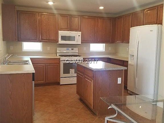 3rd image of 416 Frad Ave