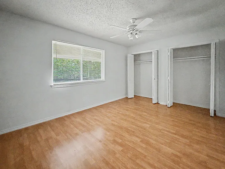Brookview Ct - 5630 AL — Photo 11