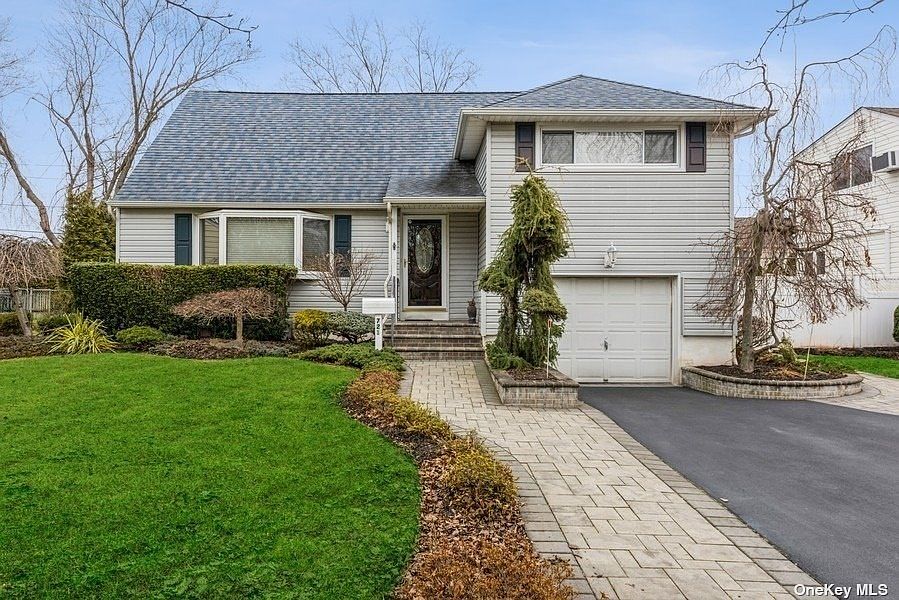 721 Bruce Drive, East Meadow, NY 11554 | Zillow