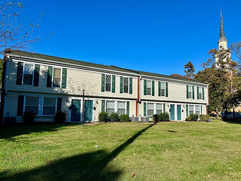 3510 Chamberlayne Ave — Photo 3