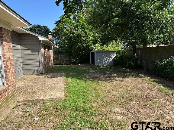 4th image of 3422 Omega Dr