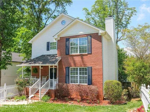 838 Tanner Dr, Scottdale, GA 30079