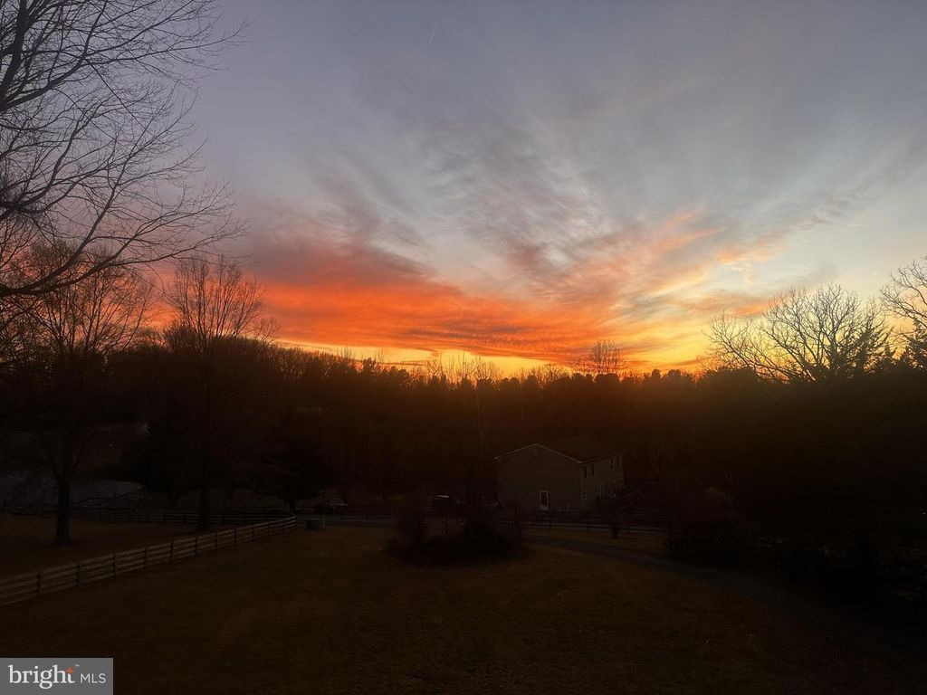 9205 Providence Ct, Frederick, MD - View 2