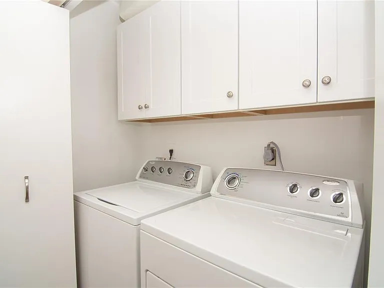5635 Golf Pointe Dr #101 — Photo 20