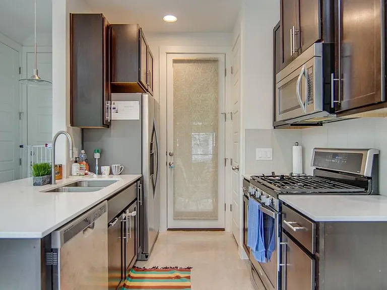 1702 W Saint Johns Ave #B — Photo 15