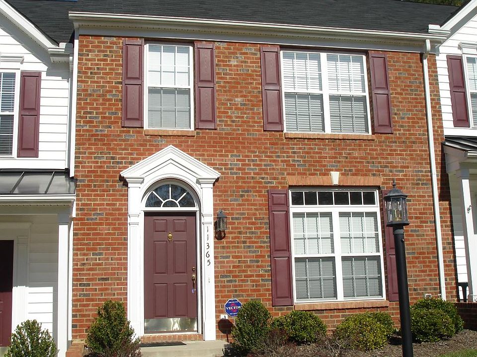 1st image of 11365 Abbots Cross Ln