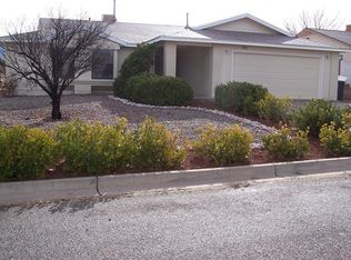 1932 Roanoke Dr NE, Rio Rancho, NM 87144