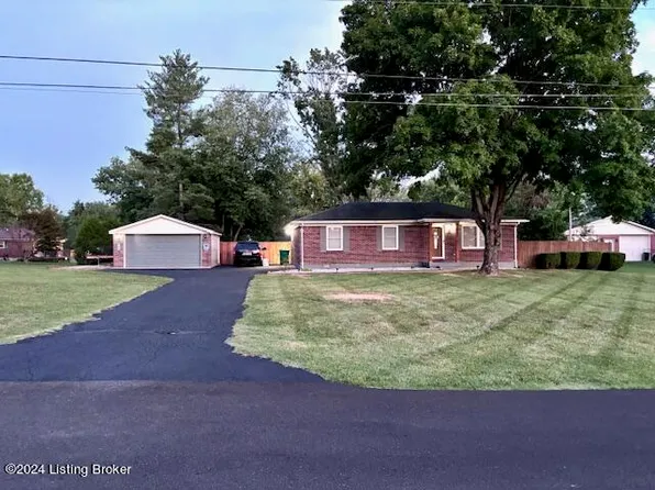 199 Sunny Hill Dr, Shepherdsville, KY 40165