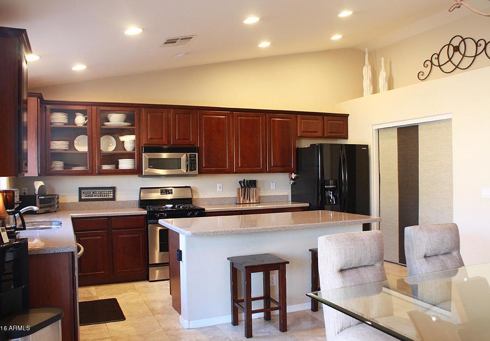 1st image of 43392 W McCord Dr