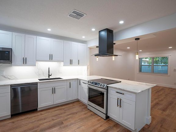 4th image of 3468 NE 17th Ave Unit 2