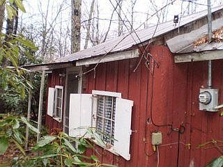 2nd image of 481 Rhododendron Park Rd