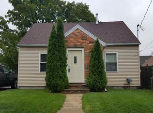 1008 W Mt Hope Ave, Lansing, MI 48910