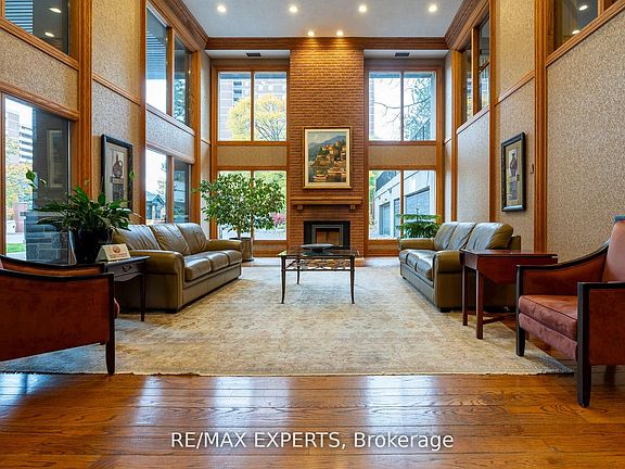 3rd image of 40 Richview Rd #1103