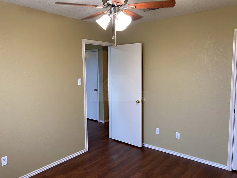 5802 Greengate, Killeen — Photo 16