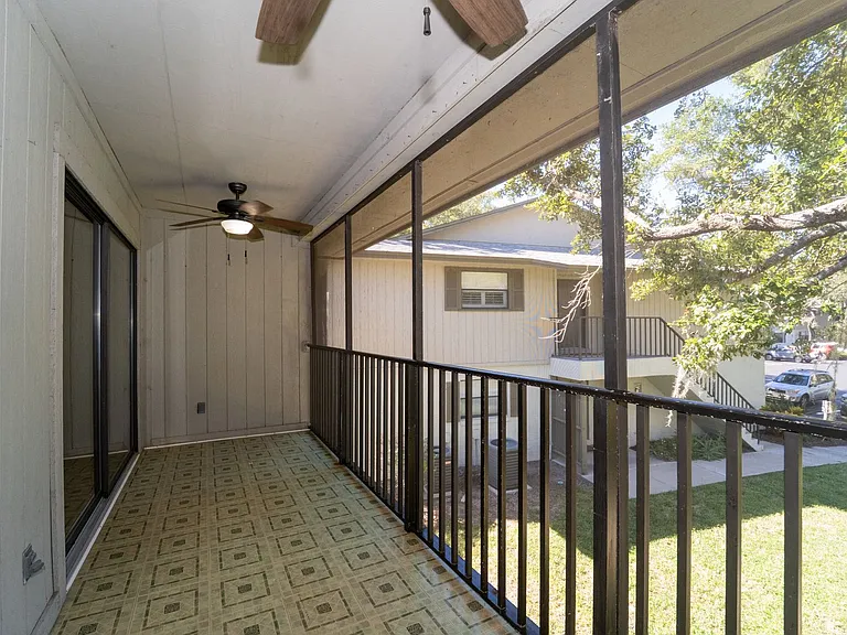 14 Santiago Ct — Photo 17