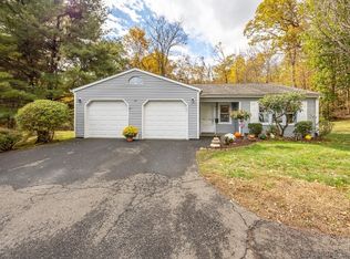 2415 Shepard Ave APT 84, Hamden, CT