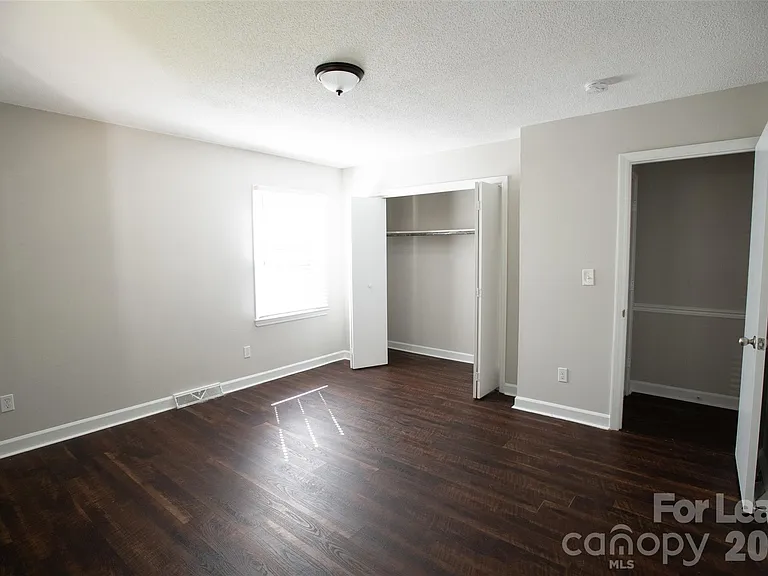 9100 Nash Ave — Photo 11