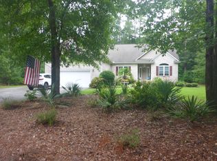 3104 Peppercorn Rd, New Bern, NC 28562